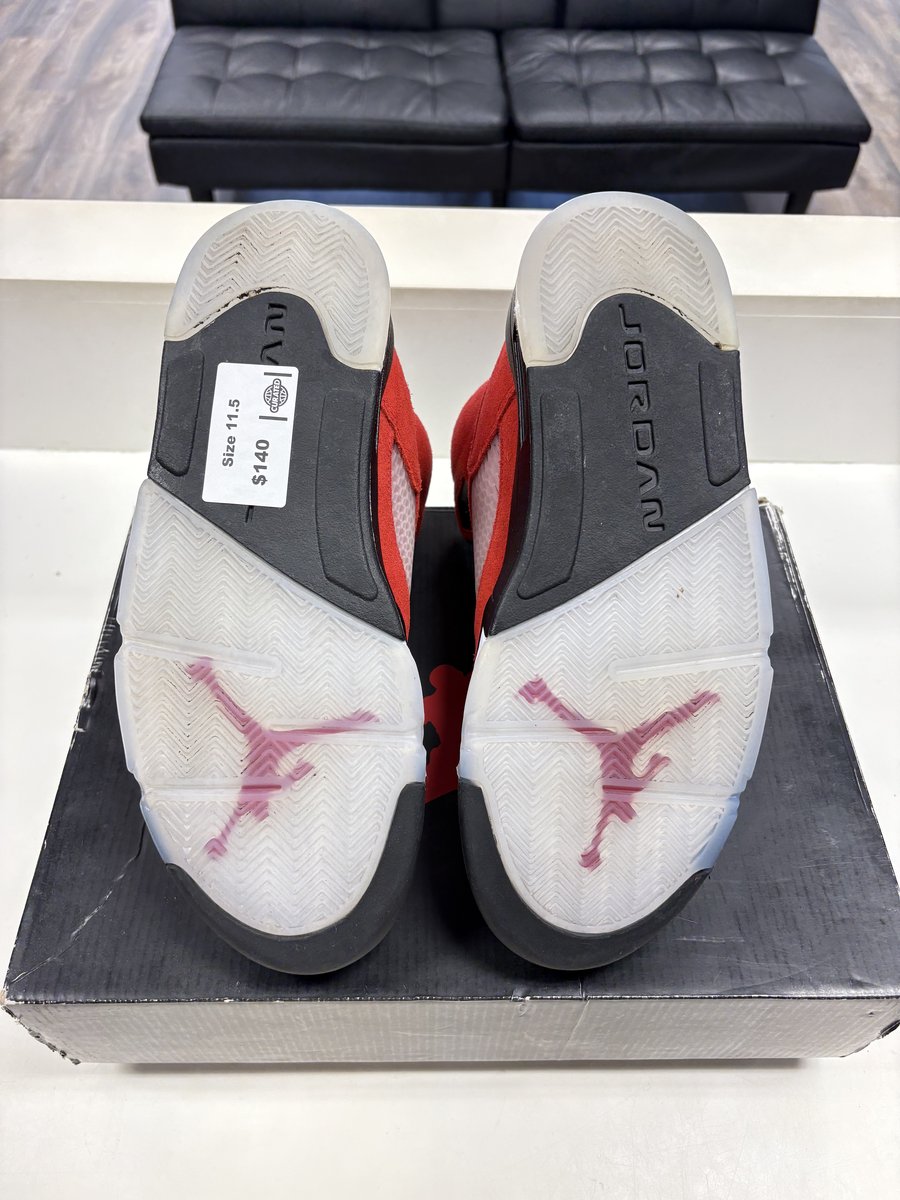 Jordan 5 Ragin Bull Pre-owned Size 11.5