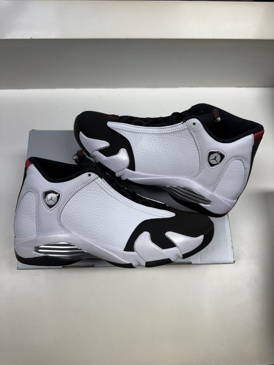 Jordan 14 Black Toe - Pre-owned