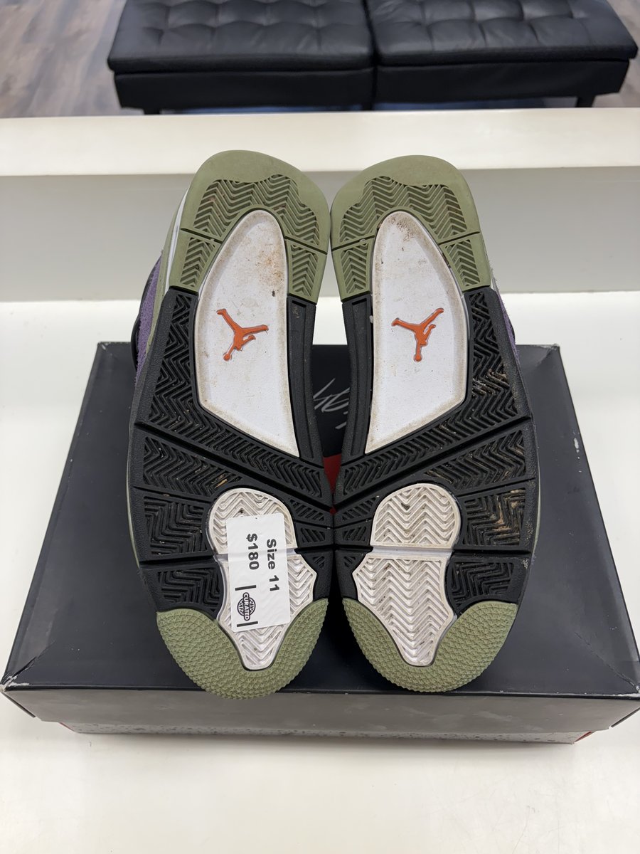 Jordan 4 Canyon Purple Pre-owned Size 12.5W