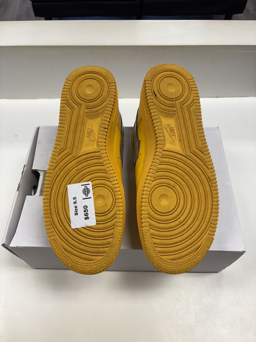 Nike Air Force 1 Low Off-White ICA University Gold Size 9.5 Pre-owned