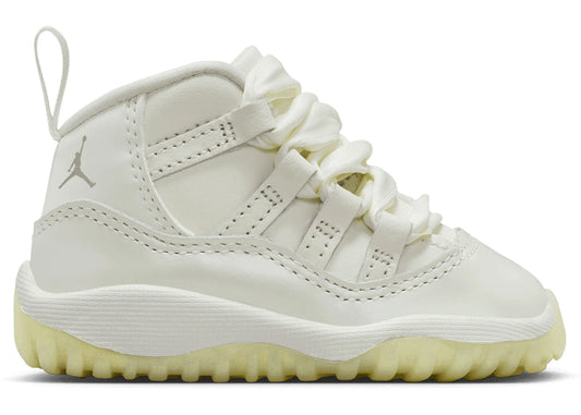Jordan 11 Retro Pearl (TD)