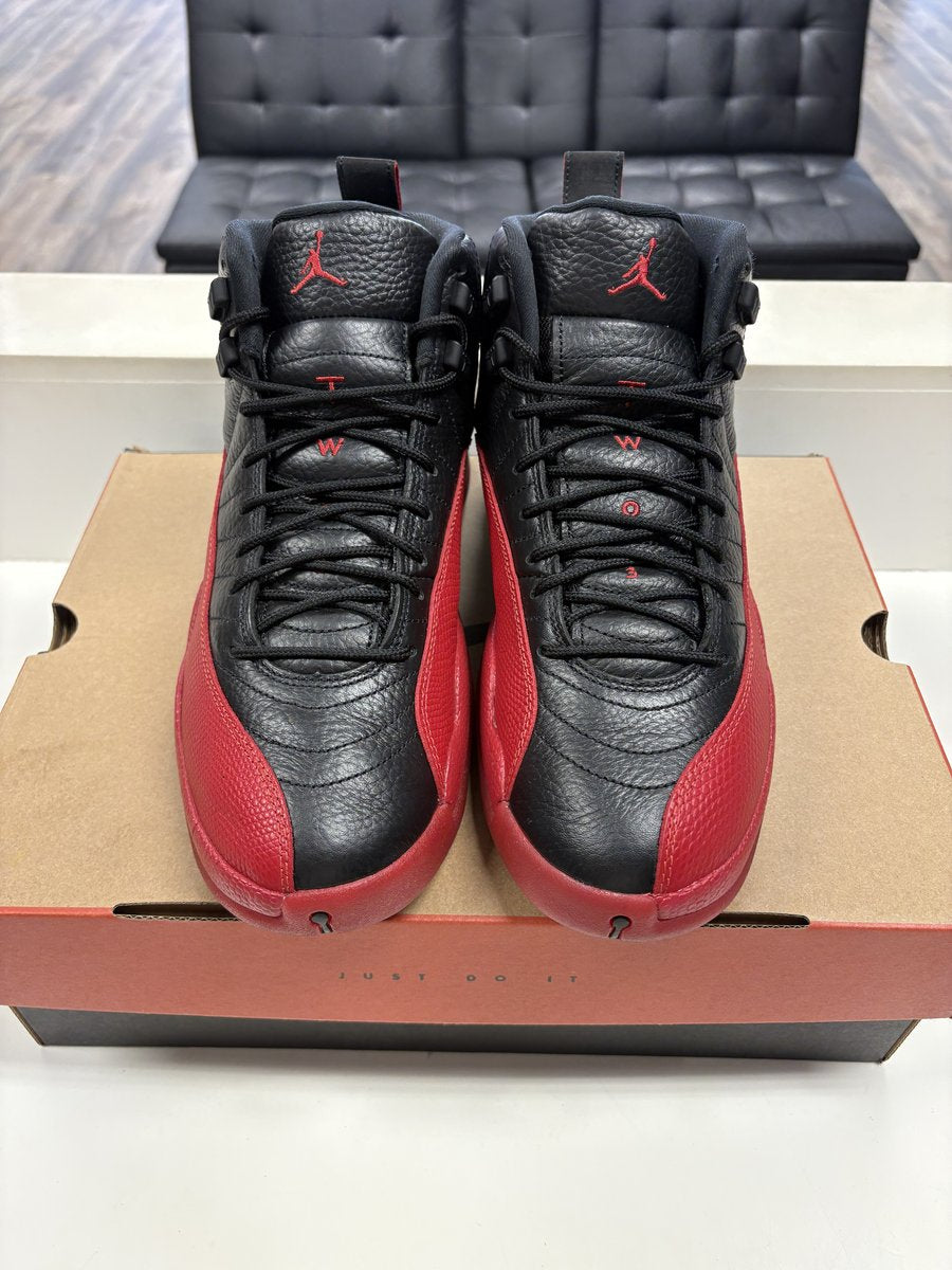 Jordan 12 Flu Game (Pre-owned) Size 10.5