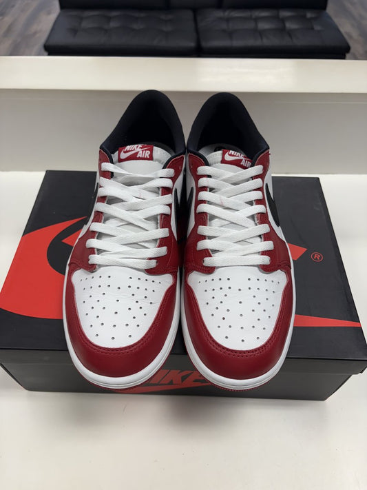 Jordan 1 Low Chicago Pre-owned Size 11.5
